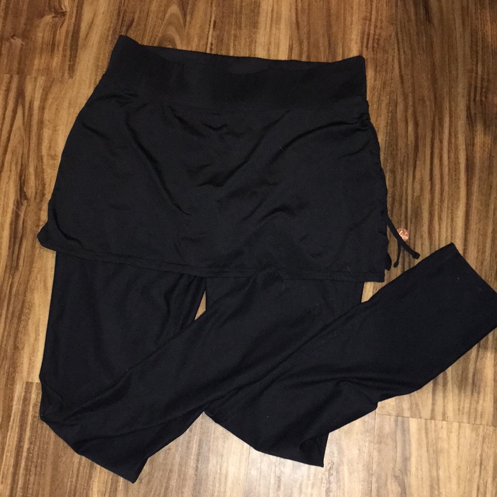 Tennis skirt with Leggings
